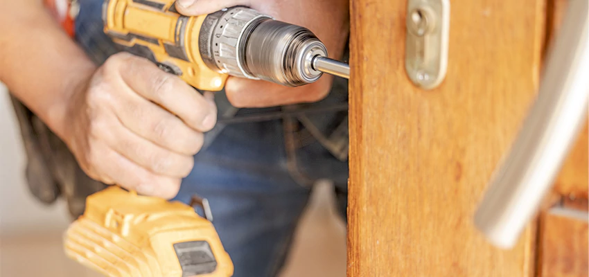 Emergency A1 Locksmith Services in Downey, California