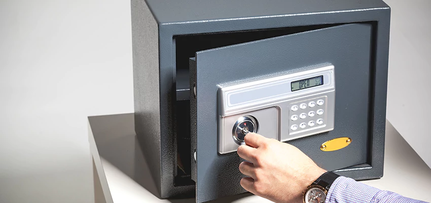 Jewelry Safe Unlocking Service in Downey, California